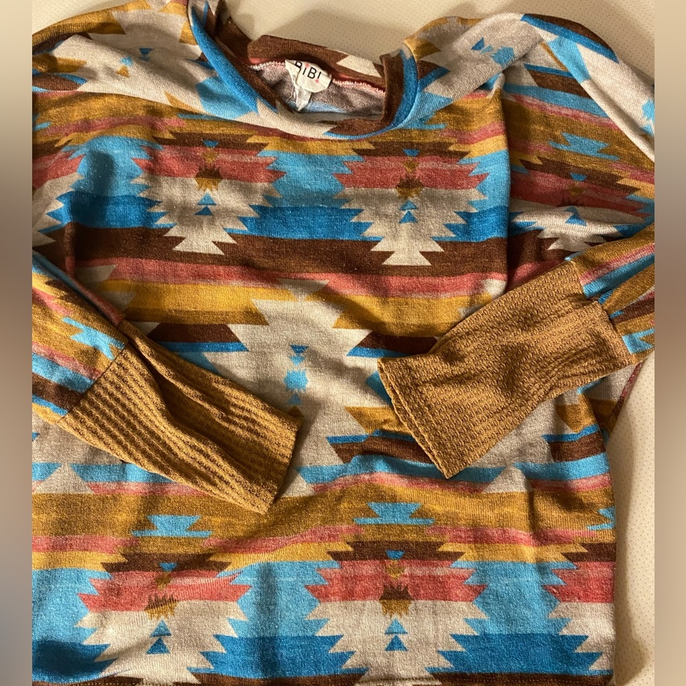 Cute western style sweater size medium